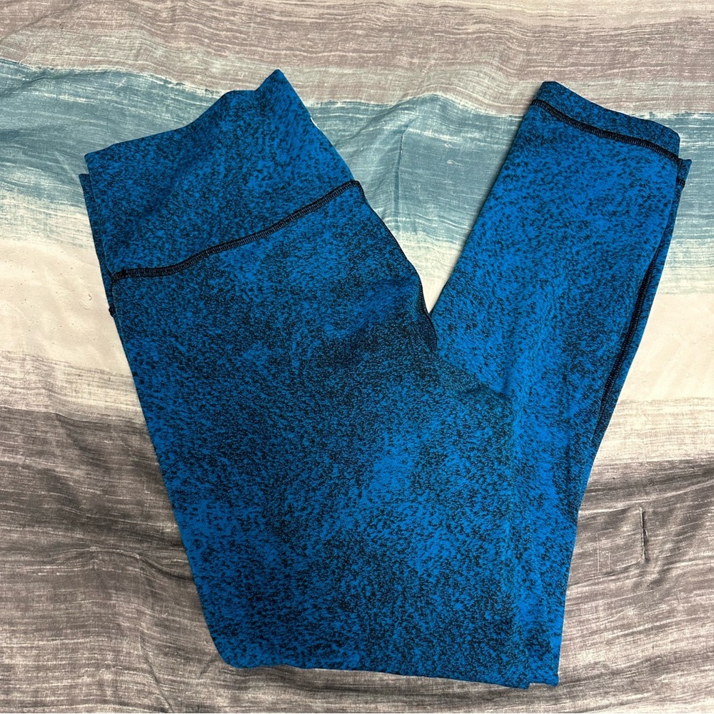 LULULEMON SPRAY JACQUARD SHOCKING BLUE HIGH TIMES!